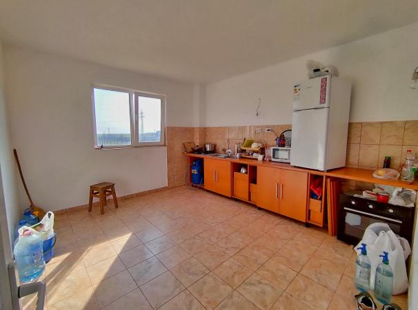Vila P+1+M - 12 camere - Adunatii Copaceni