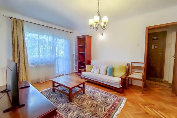 Sos. Berceni vav spital cu loc parcare