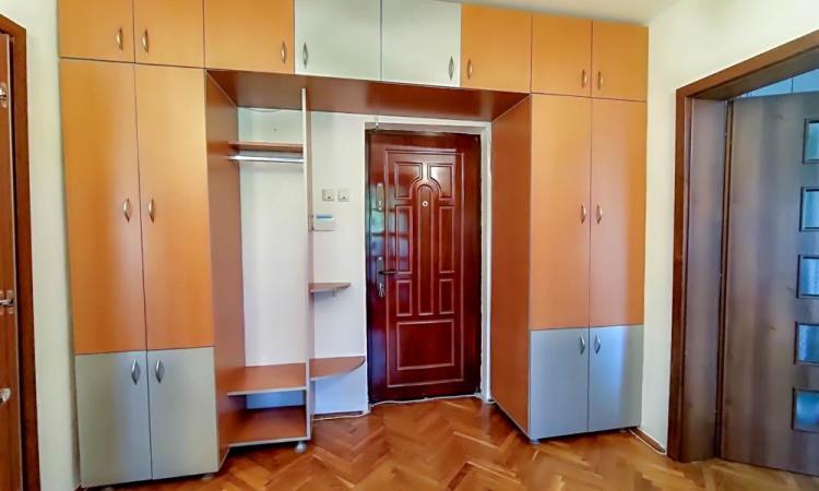 Sos. Berceni vav spital cu loc parcare