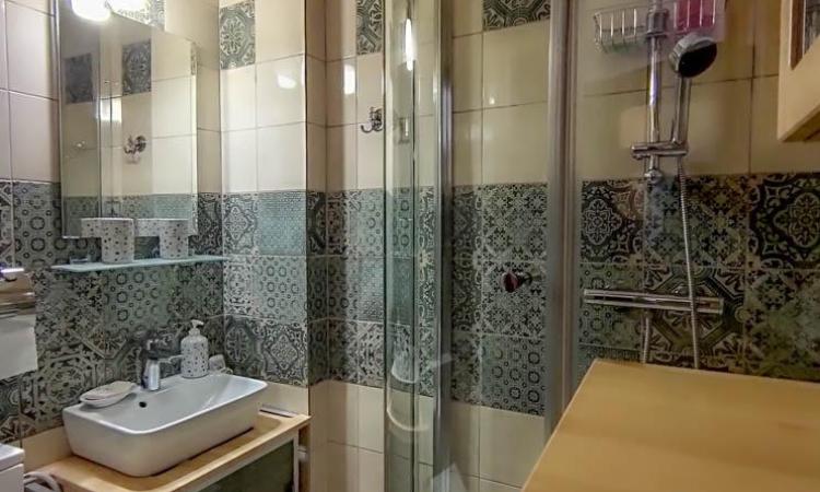 Sos. Berceni vav spital cu loc parcare