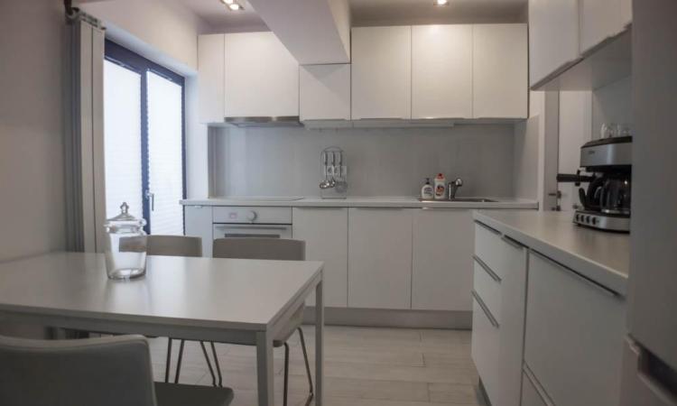 Duplex 4 camere - Bd Unirii - Tribunal - complet mobilat si utilat