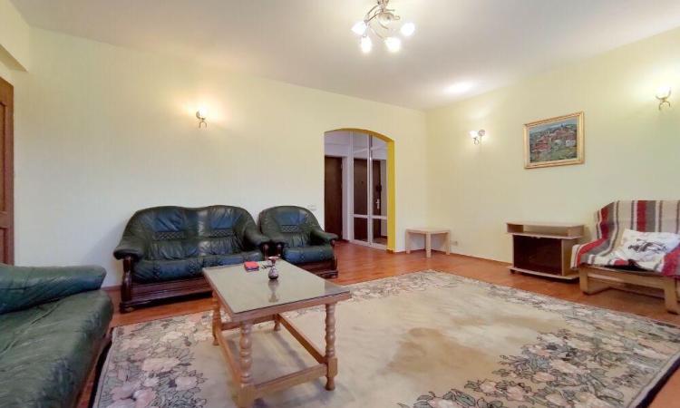 Stefan Cel Mare - Vasile Lascar, 2 camere 78mp, cu loc de parcare