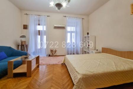 Universitate - Calea Victoriei, 47 mp