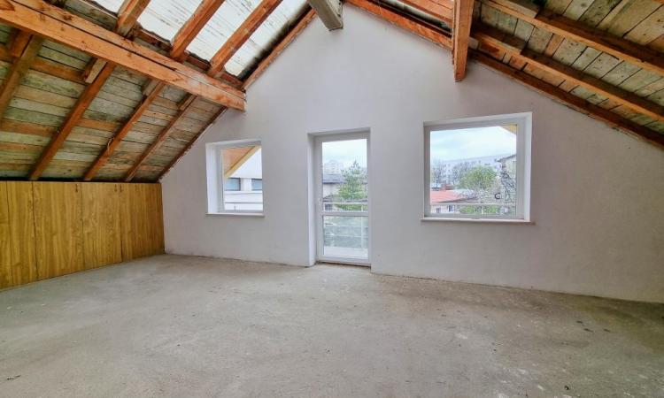 Vila cu Piscina si Garaj D+P+2+M - Titan - Balta Alba