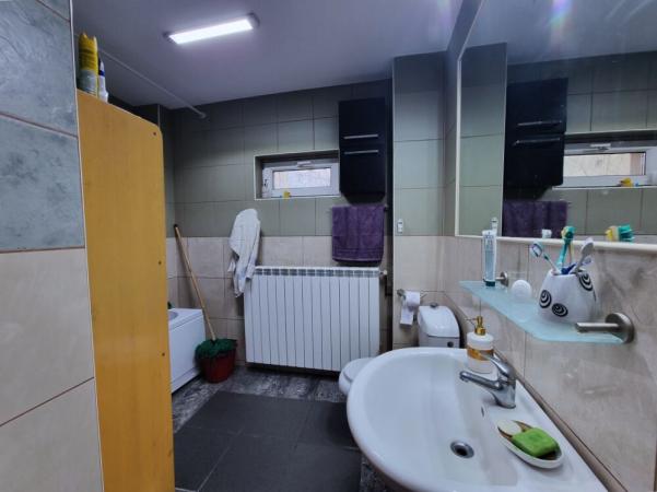 Vilă interbelică solida P+M, cu 2 terase și beci – Călărași / Hala Traian