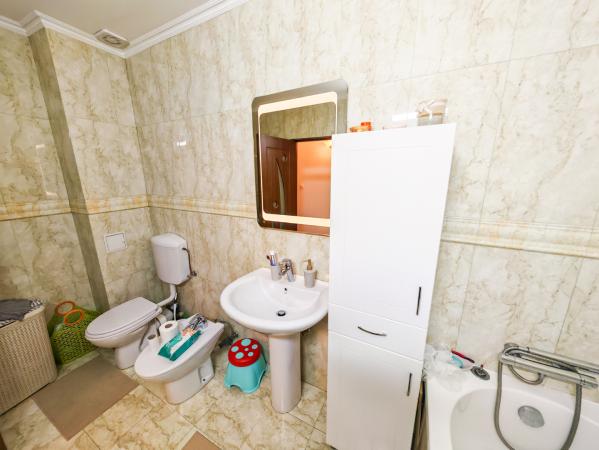 Apartament 2 camere + parcare