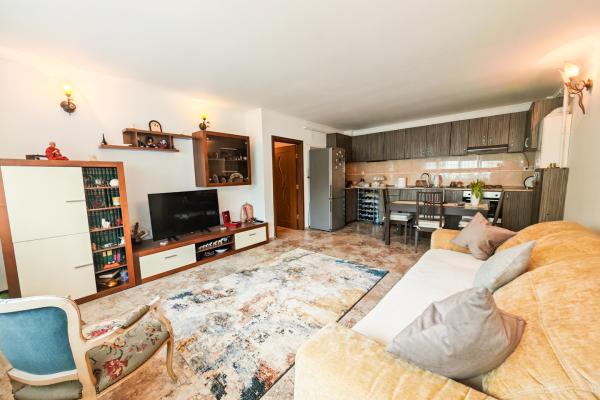 Apartament 2 camere + parcare