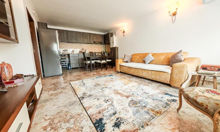 Apartament 2 camere + parcare