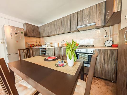 Apartament 2 camere + parcare