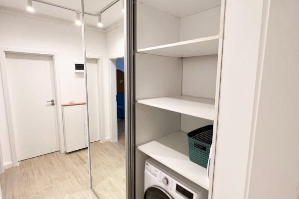Apartament 2 camere - Lacul Morii - Virtutii - Petrache Poenaru + parcare si boxa