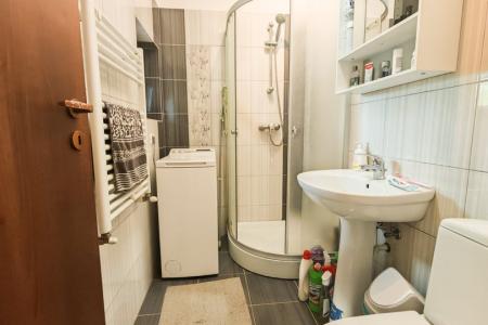 Casa 4 camere si curte generoasa - Ghencea
