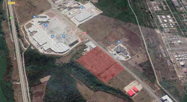 Teren in zona comerciala | Vama Pitesti |  S: 50.000 mp | Deschidere 270m | Autostrada
