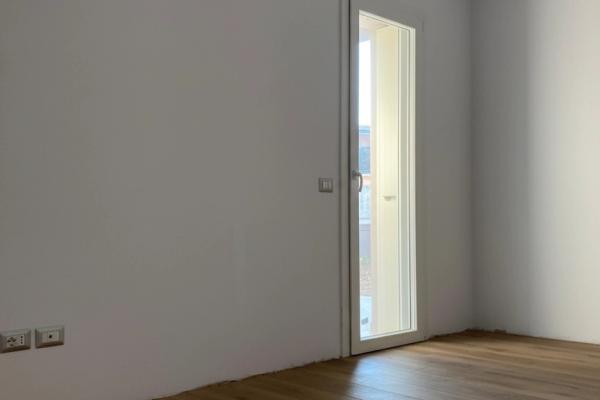Apartament 3 camere cu gradina | Verona - Italia