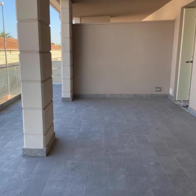 Duplex spatios 5 camere cu 2 bai | Verona - Italia