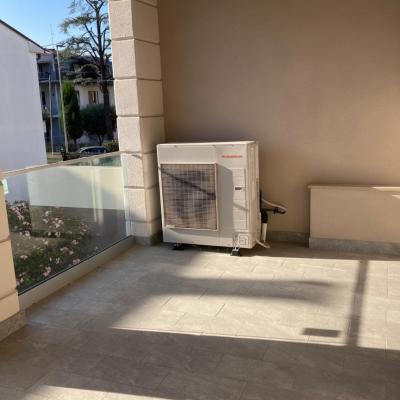 Duplex spatios 5 camere cu 2 bai | Verona - Italia