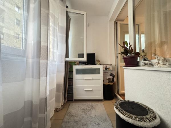 De vanzare-Studio 40mp +boxa +loc de parcare-centrala proprie-Giulesti