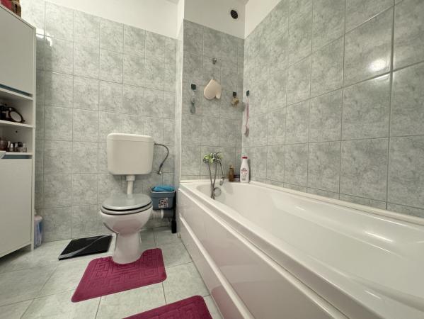 De vanzare-Studio 40mp +boxa +loc de parcare-centrala proprie-Giulesti