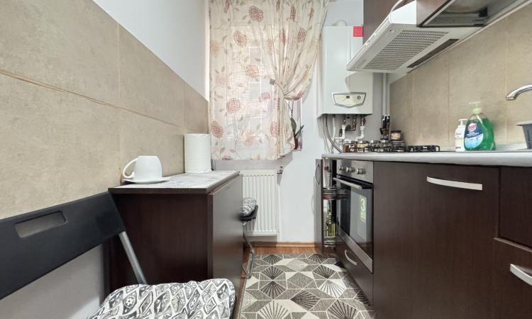 De vanzare-Studio 40mp +boxa +loc de parcare-centrala proprie-Giulesti