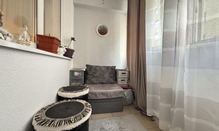 De vanzare-Studio 40mp +boxa +loc de parcare-centrala proprie-Giulesti