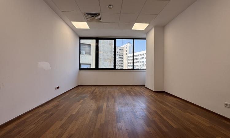 SPAȚIU DE BIROURI –etaj 5 INTEGRAL | 345mp- Gara de nord - 200m Metrou