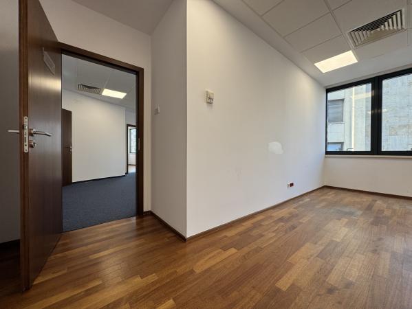 SPAȚIU DE BIROURI –etaj 5 INTEGRAL | 345mp- Gara de nord - 200m Metrou