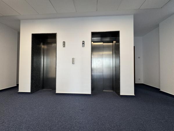 SPAȚIU DE BIROURI –  150mp - Gara de nord - 200m Metrou