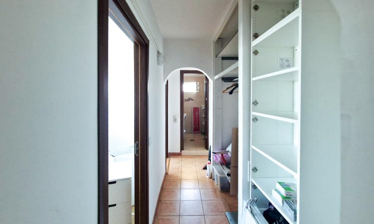 Apartament 3 camere decomandat, bucatarie mobilata si utilata, 79mp
