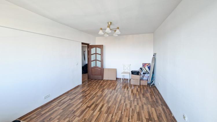 Apartament 3 camere decomandat, bucatarie mobilata si utilata, 79mp