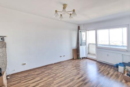 Apartament 3 camere decomandat, bucatarie mobilata si utilata, 79mp
