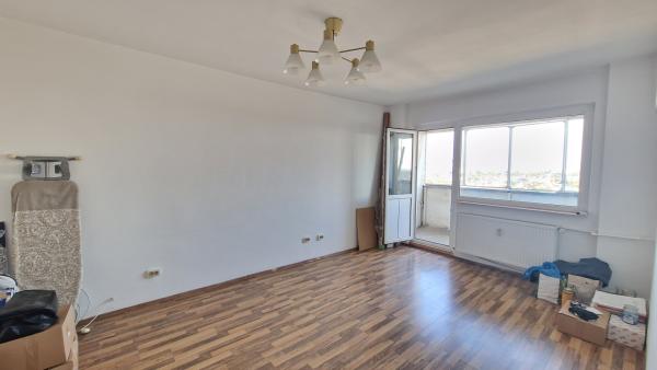 Apartament 3 camere decomandat, bucatarie mobilata si utilata, 79mp