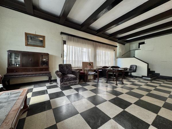 De vanzare- Vila interbelica 330mp utili + Garaj - Tokio - Capitale
