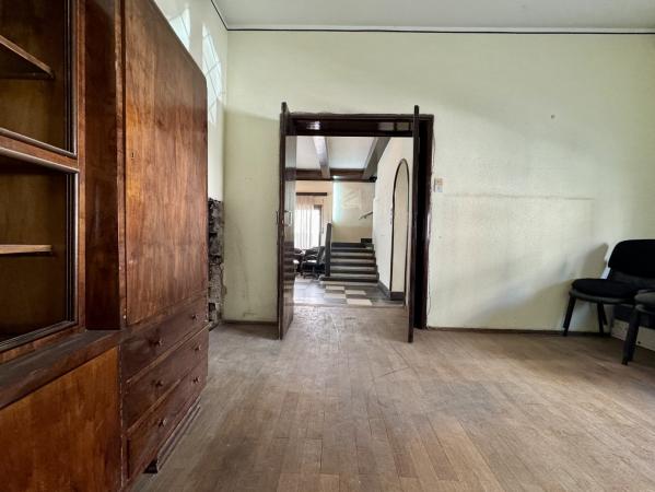De vanzare- Vila interbelica 330mp utili + Garaj - Tokio - Capitale