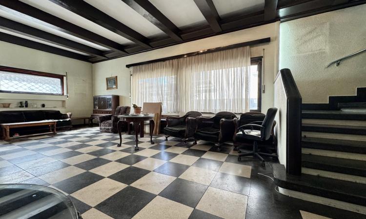 De inchiriat - Vila interbelica 330mp utili + Garaj - Tokio -Capitale