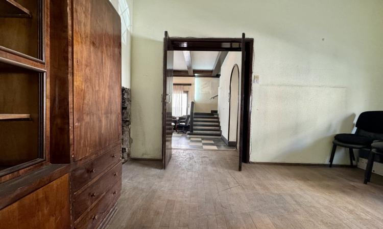 De inchiriat - Vila interbelica 330mp utili + Garaj - Tokio -Capitale