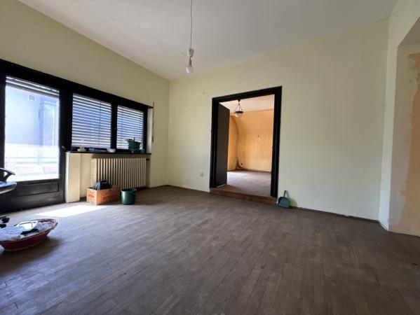 De inchiriat -  Vila interbelica 330mp utili + Garaj - Tokio -Capitale