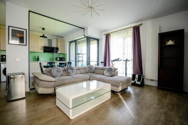 De inchiriat- 2 camere Cloud 9- 61 mp decomandat +loc parcare subteran