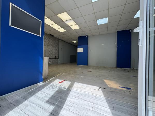 Spațiu comercial 110 mp de închiriat- 10m vitrina– Ceahlăul - Crângași
