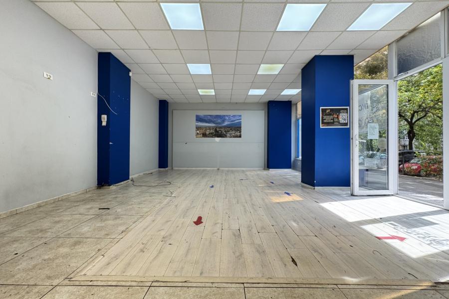 Spațiu comercial 110 mp de închiriat- 10m vitrina– Ceahlăul - Crângași