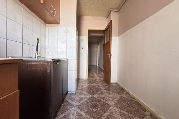 De vanzare - 3 camere - 63mp - Stadion Giulesti - 950m Metrou Crangasi