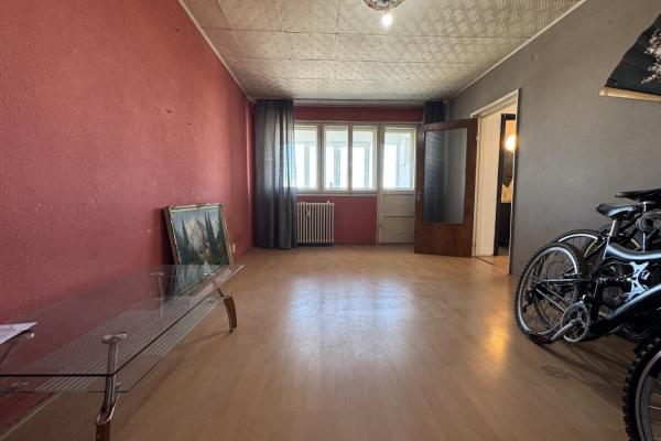 De vanzare - 3 camere - 63mp - Stadion Giulesti - 950m Metrou Crangasi