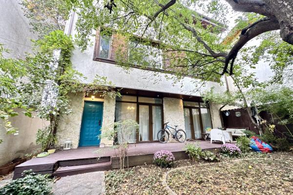De vanzare casa 5 camere 145mp utili + 300mp curte- Baneasa- Herastrau