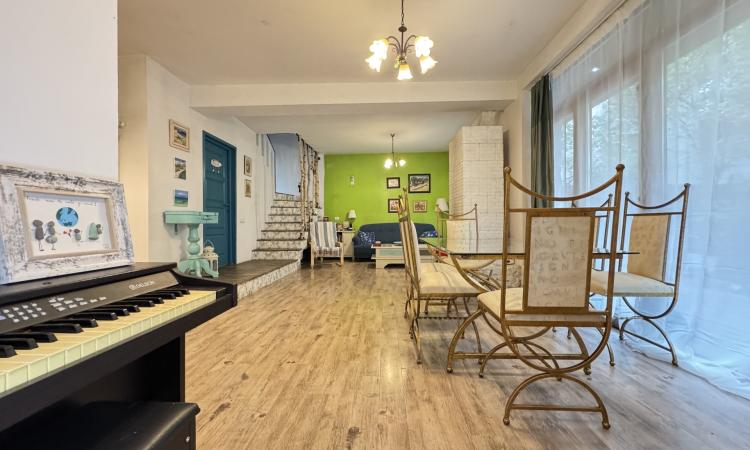 De vanzare casa 5 camere 145mp utili + 300mp curte- Baneasa- Herastrau