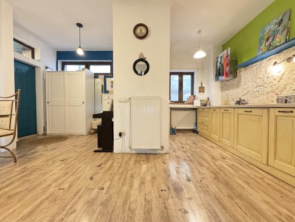 De vanzare casa 5 camere 145mp utili + 300mp curte- Baneasa- Herastrau