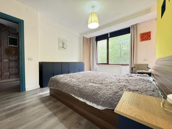 De vanzare casa 5 camere 145mp utili + 300mp curte- Baneasa- Herastrau