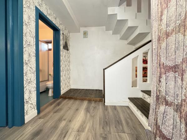De vanzare casa 5 camere 145mp utili + 300mp curte- Baneasa- Herastrau