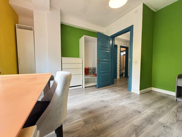 De vanzare casa 5 camere 145mp utili + 300mp curte- Baneasa- Herastrau