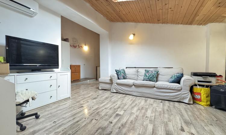 De vanzare casa 5 camere 145mp utili + 300mp curte- Baneasa- Herastrau